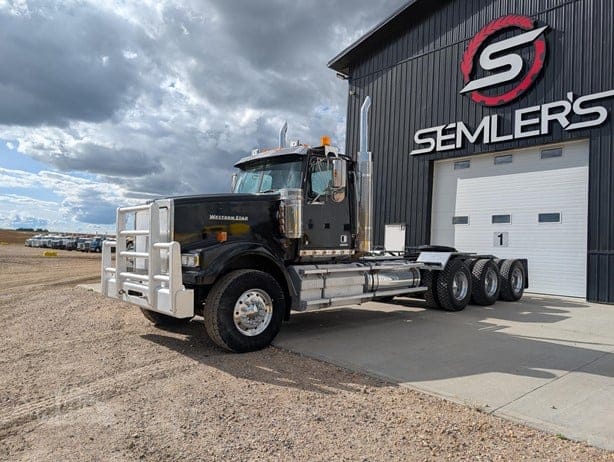2020 WESTERN STAR 4900