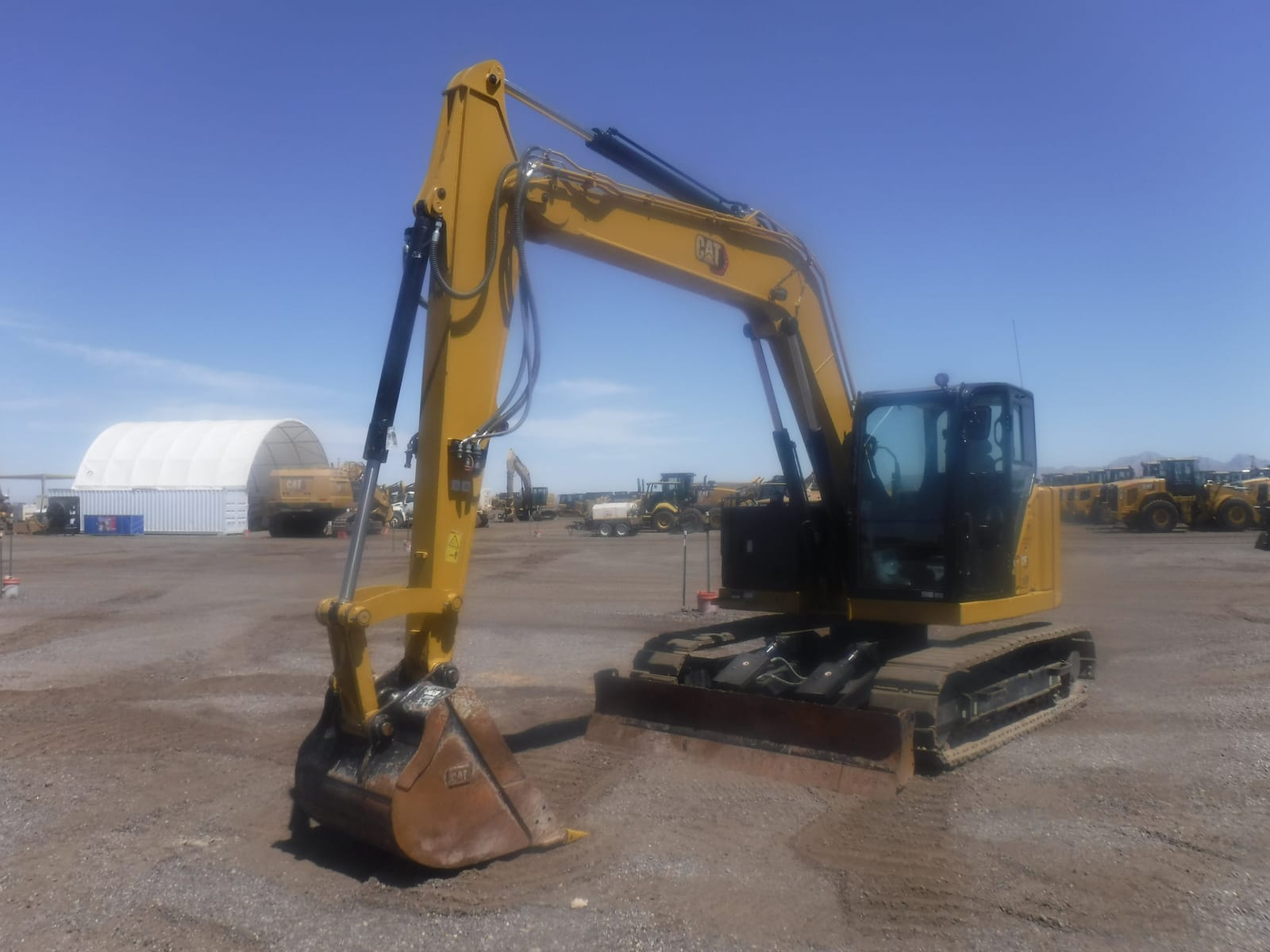 2022 Cat 310-07