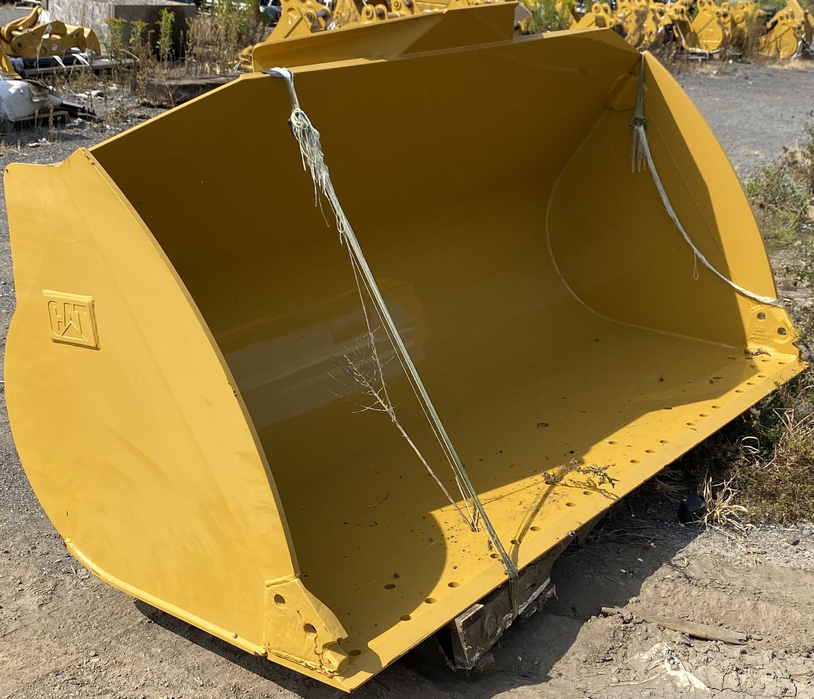 2019 CAT 924/930 2.9 CYD GENERAL PURPOSE BUCKET