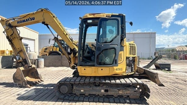 2018 KOMATSU PC88MR-10