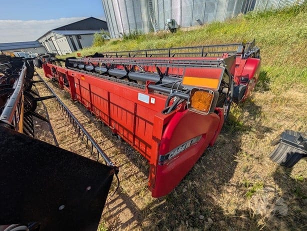 2011 CASE IH 3020