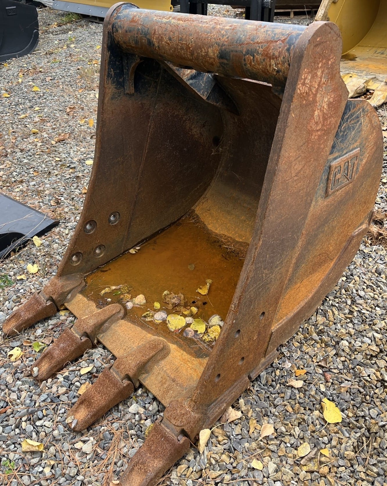 2019 CAT M314F-M322F 36INCH HEAVY DUTY BUCKET