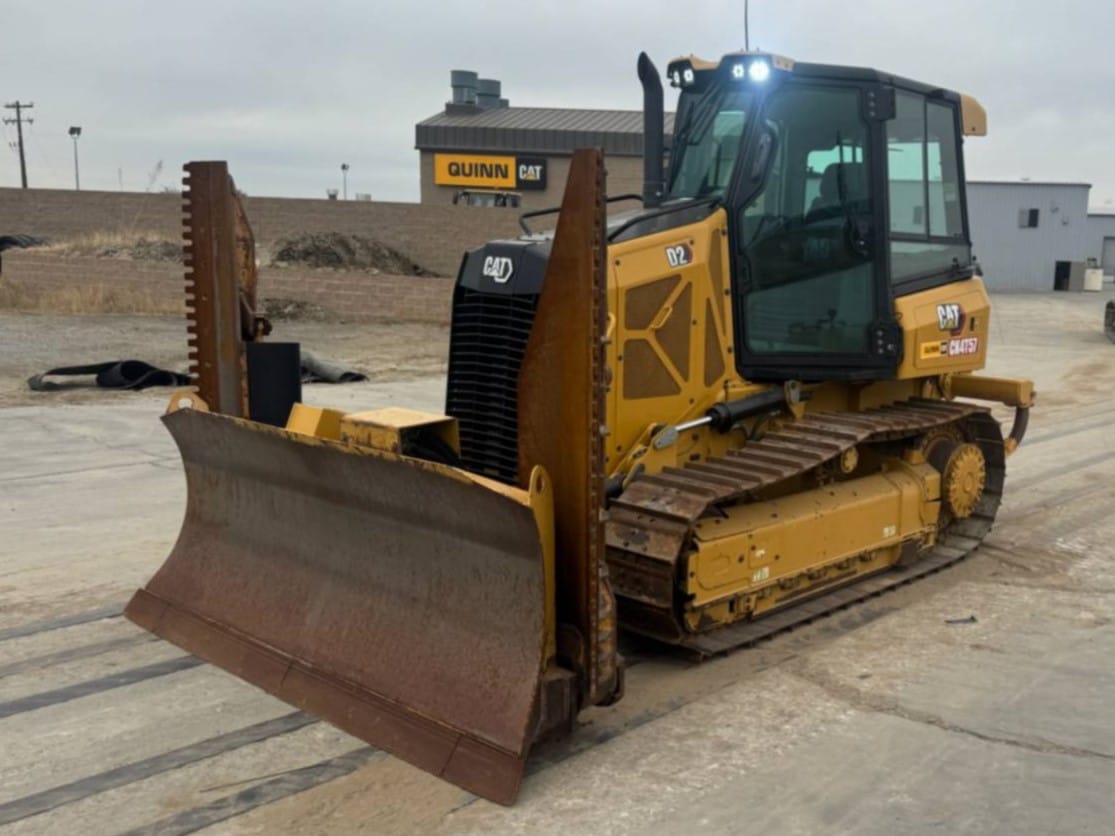 2021 Cat D2