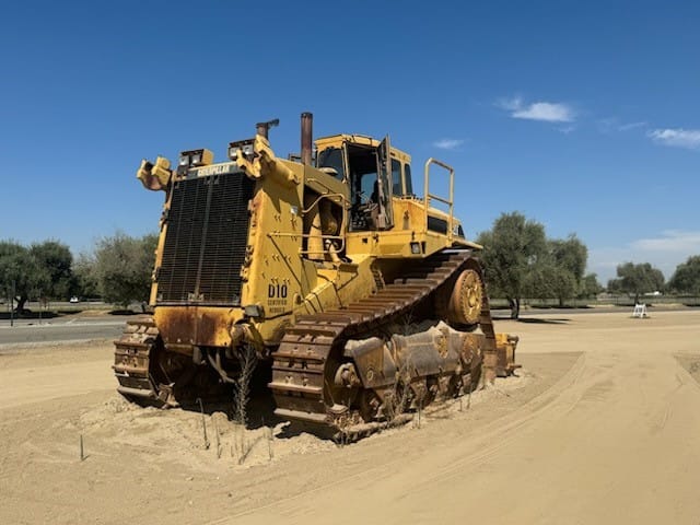 1985 Cat D10