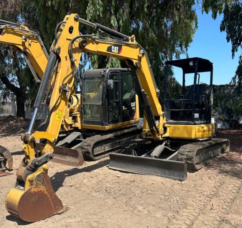 2017 Cat 305.5E2