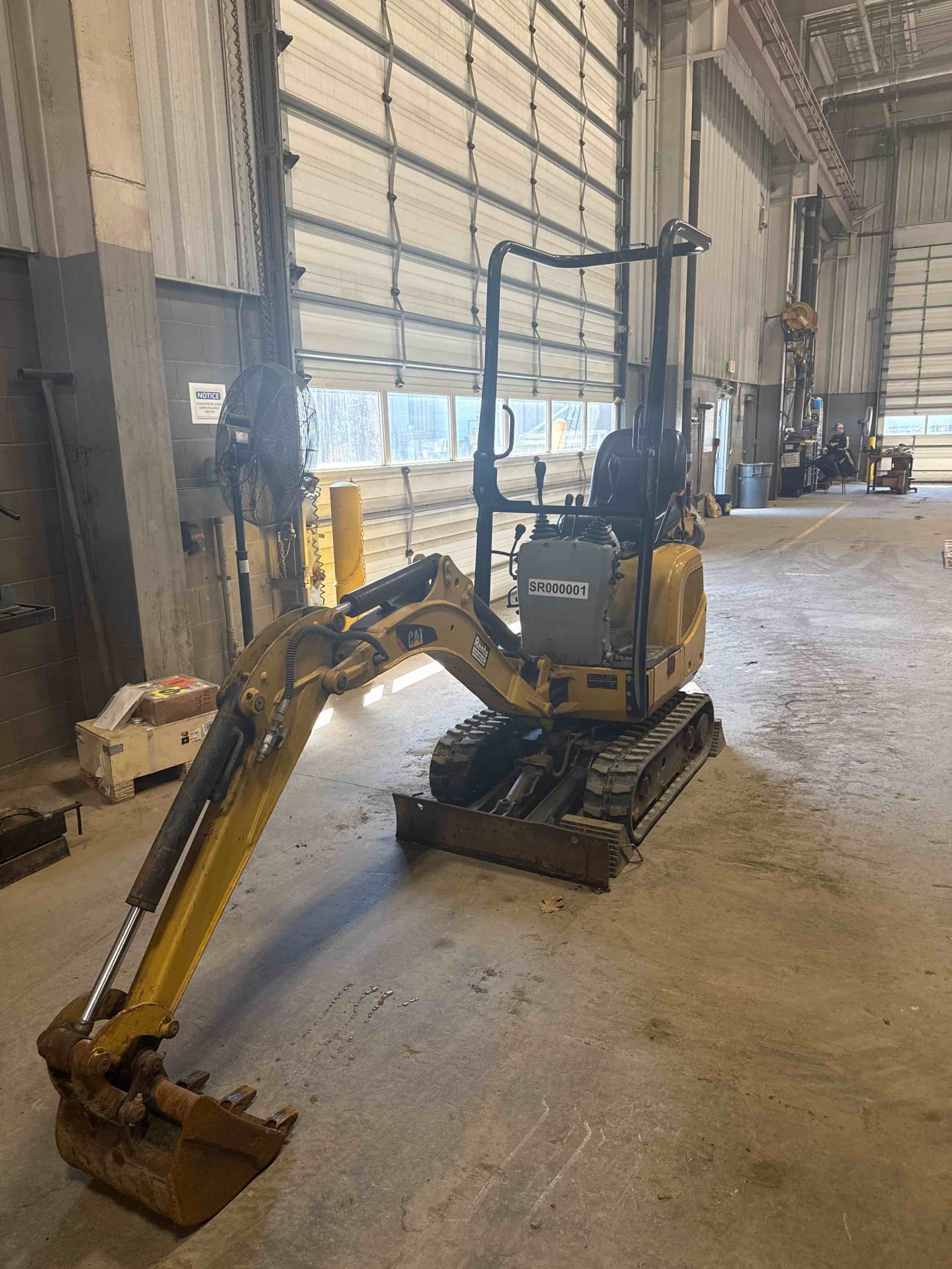 2019 CAT 300.9D