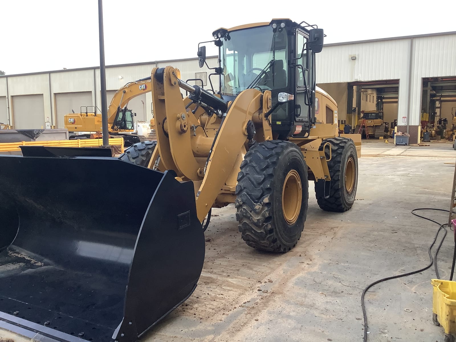 2020 Cat 938M