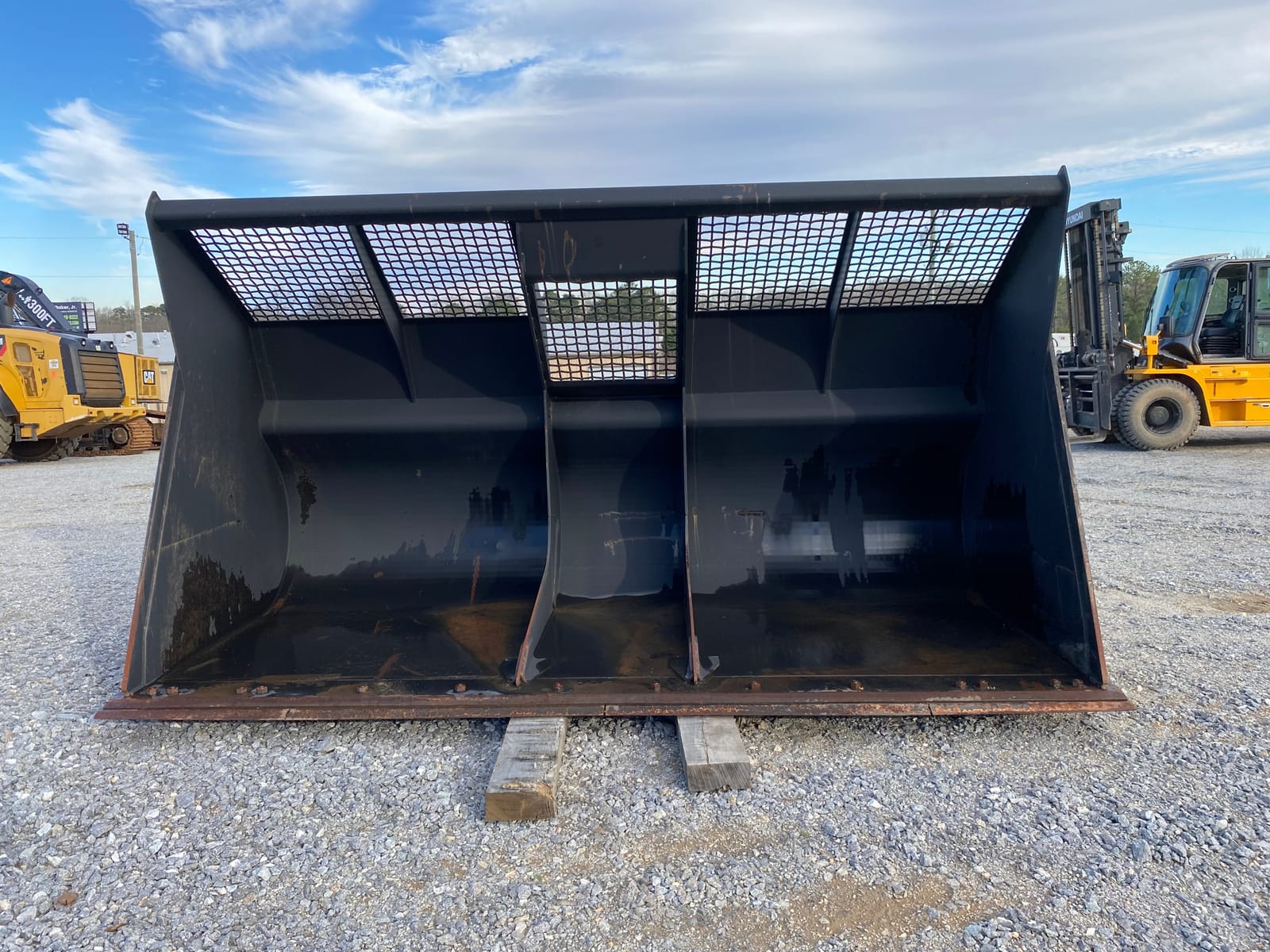 2012 Cat 966/972 BUCKET