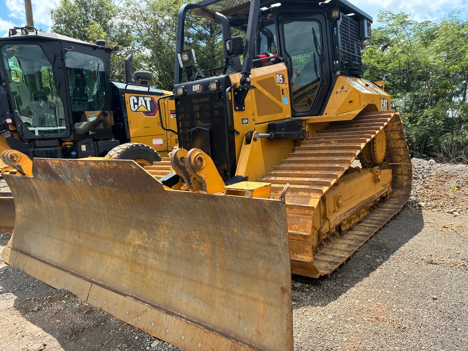 2021 Cat D5