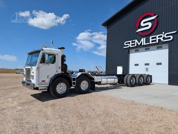 2007 PETERBILT 320