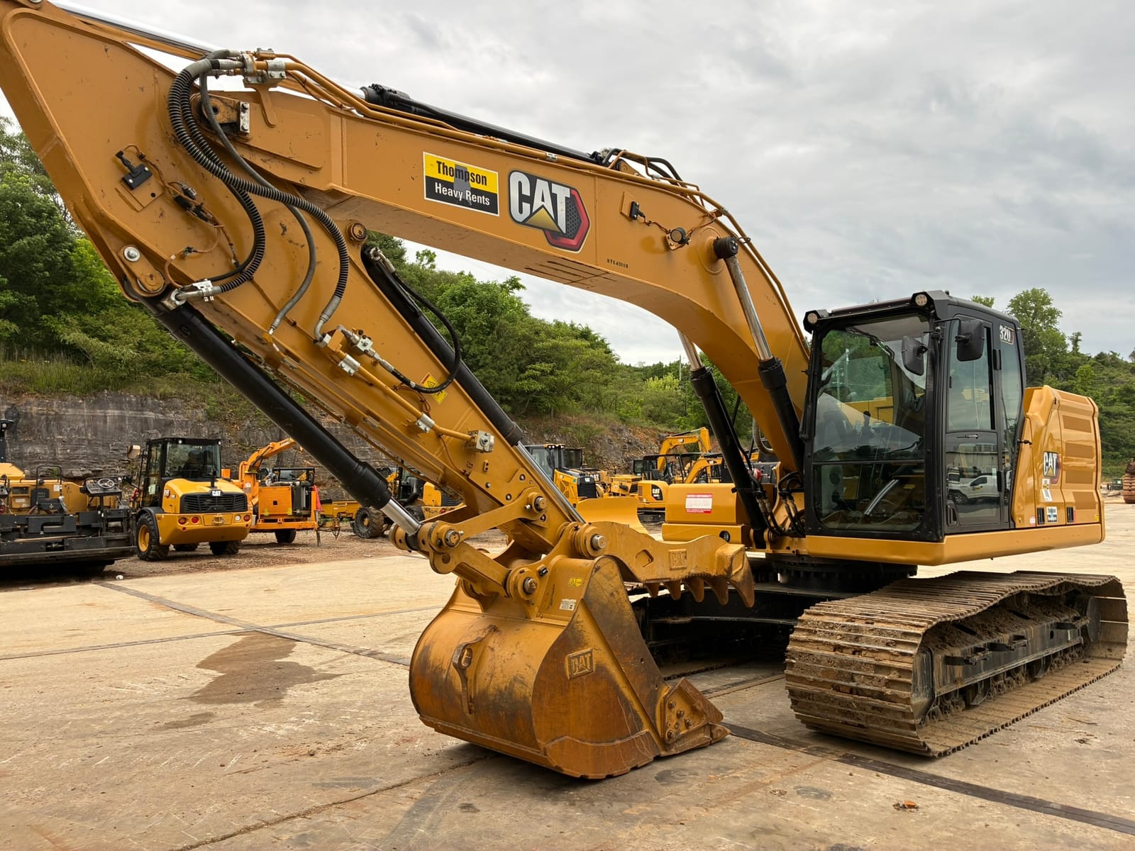 2024 Cat 320
