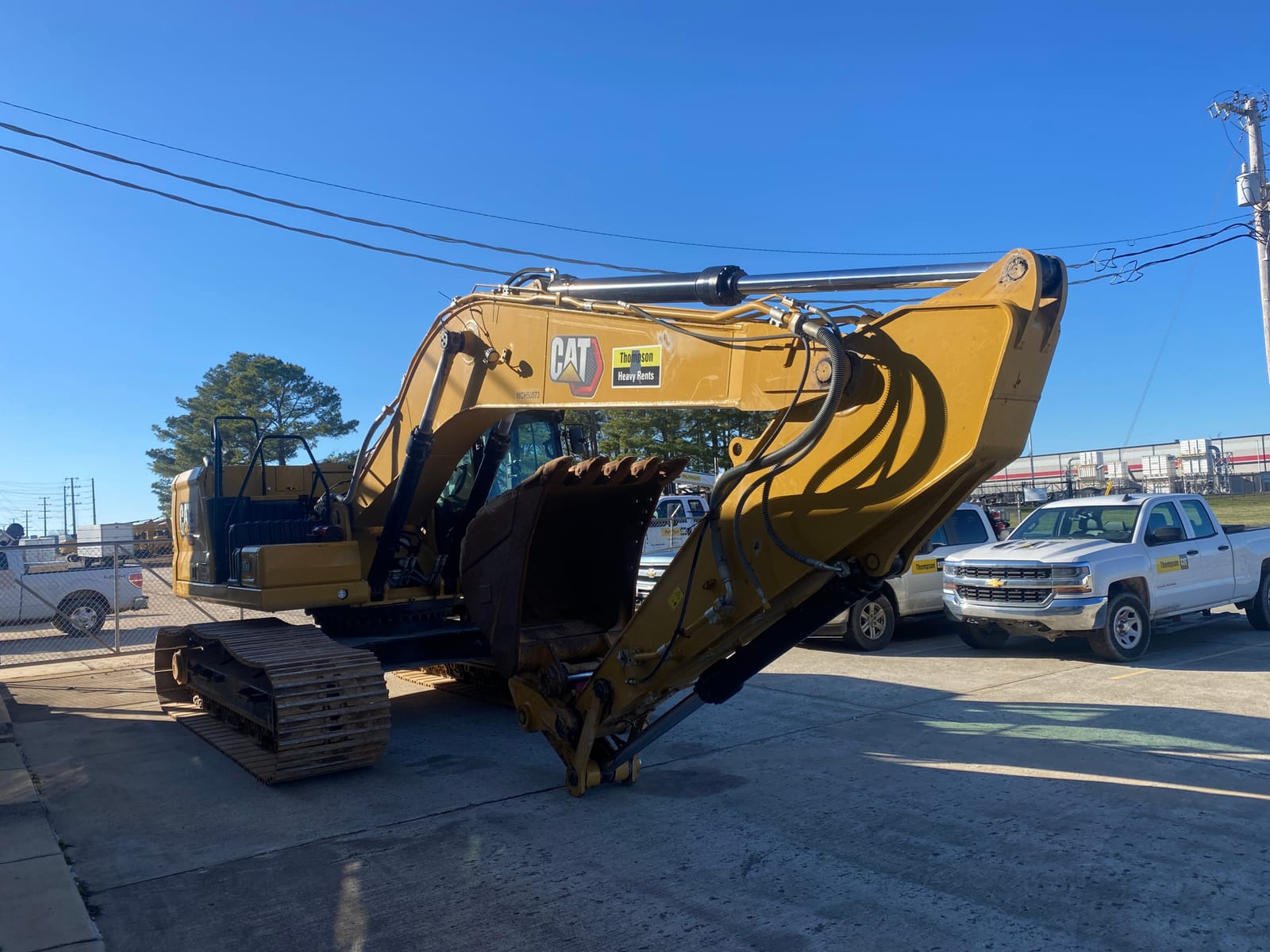 2024 Cat 330