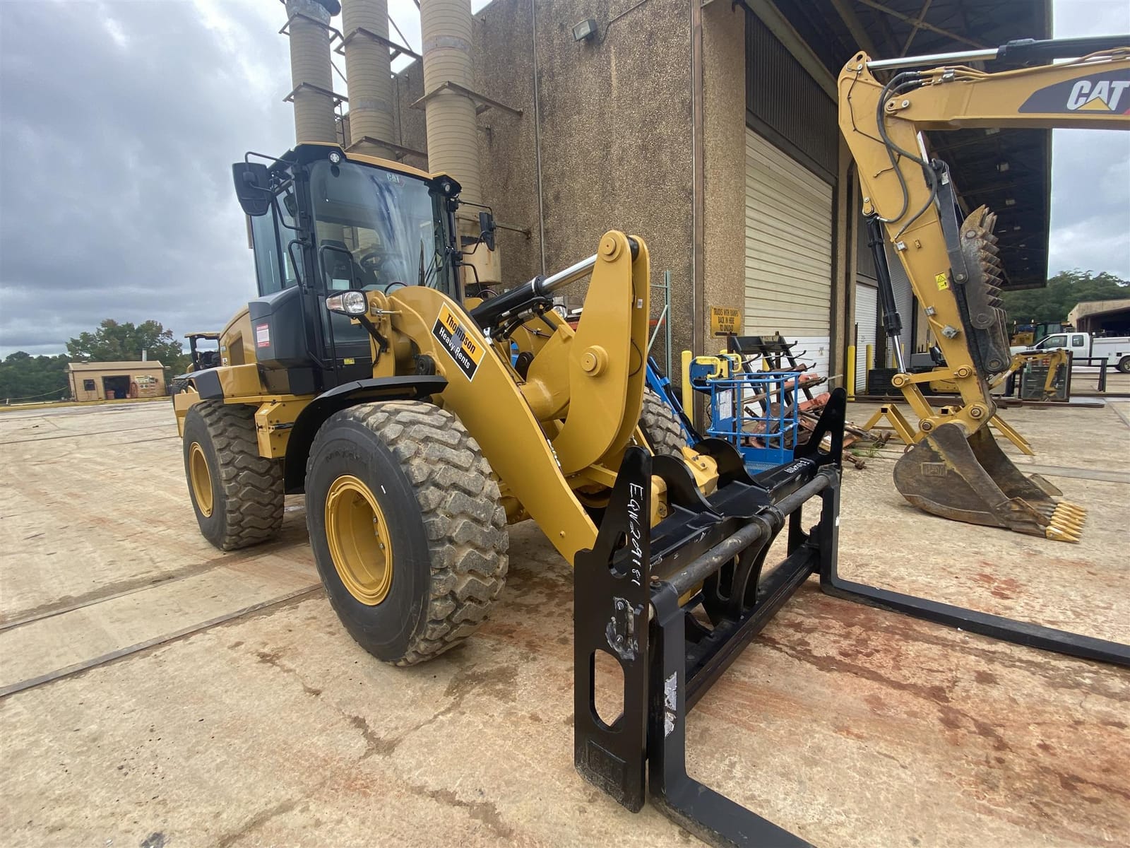 2024 Cat 938M