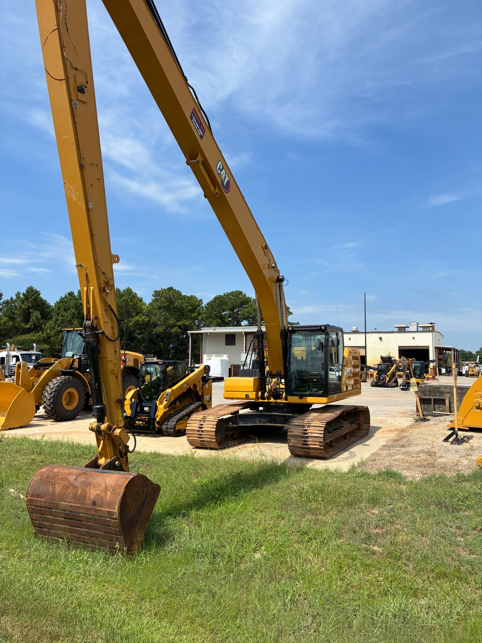 2024 Cat 326