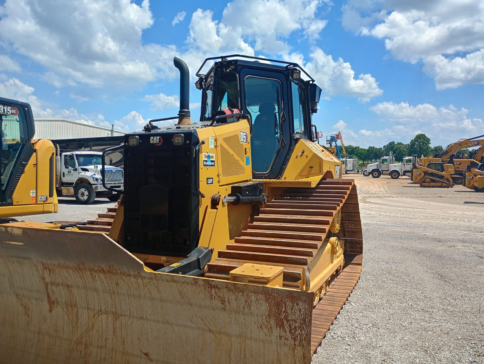 2024 Cat D5