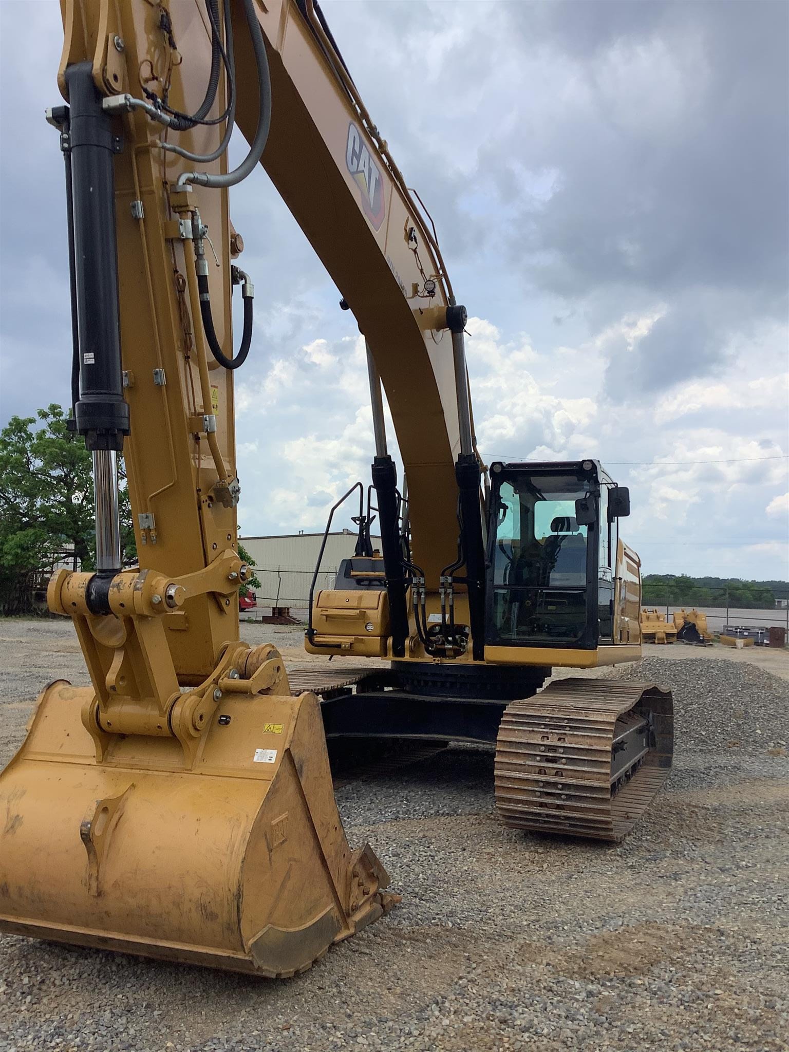 2024 Cat 336