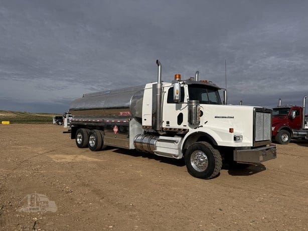 2014 WESTERN STAR 4900