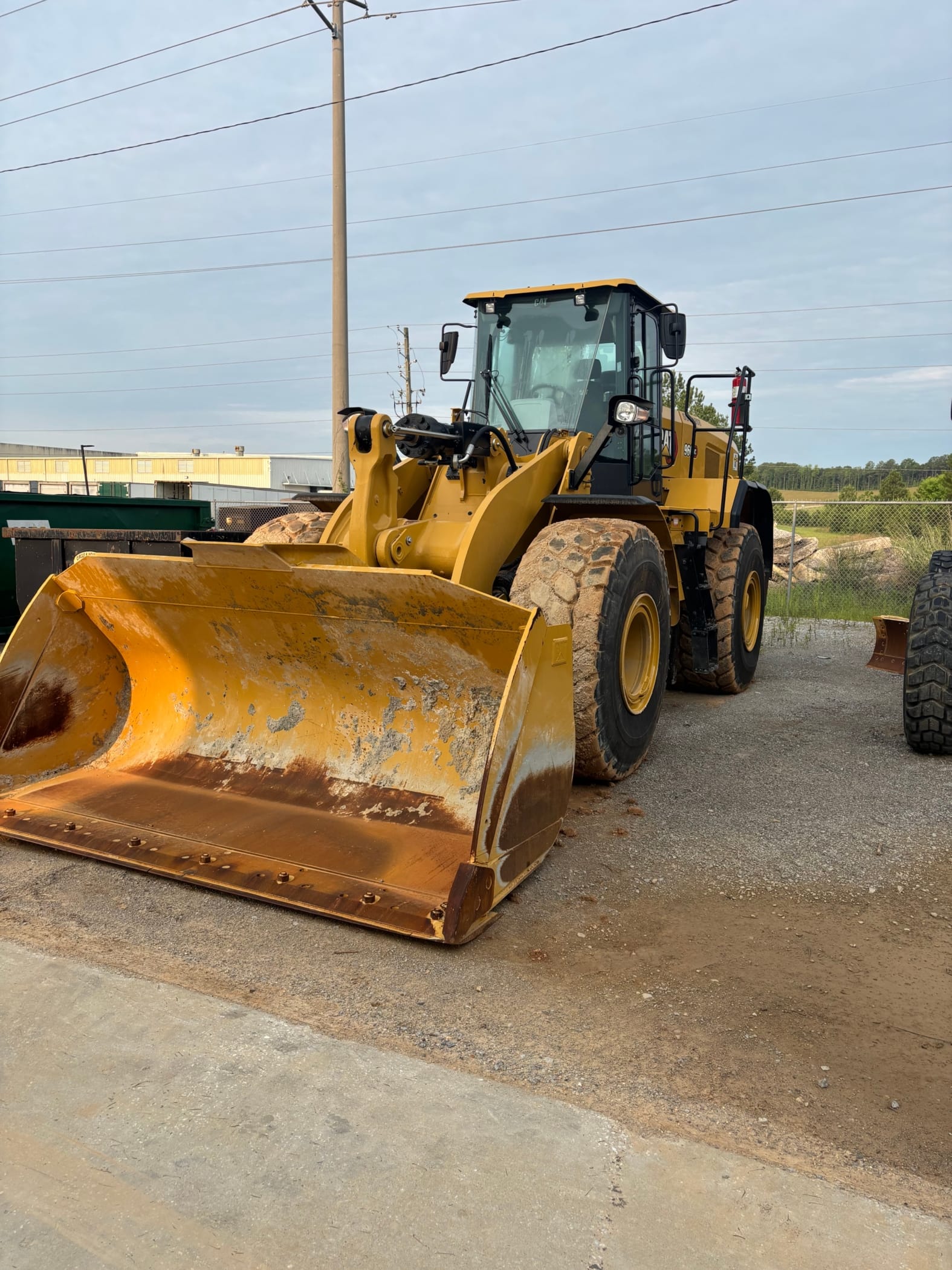 2025 Cat 966GC