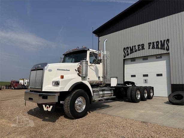 2014 WESTERN STAR 4900