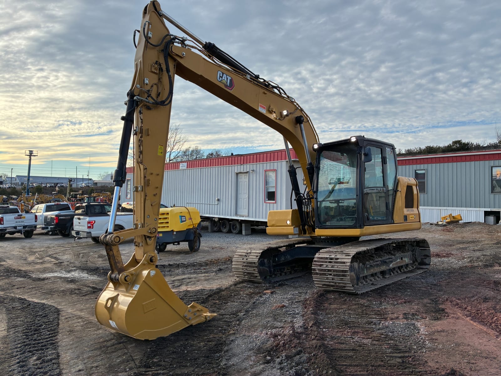 2022 Cat 313-07