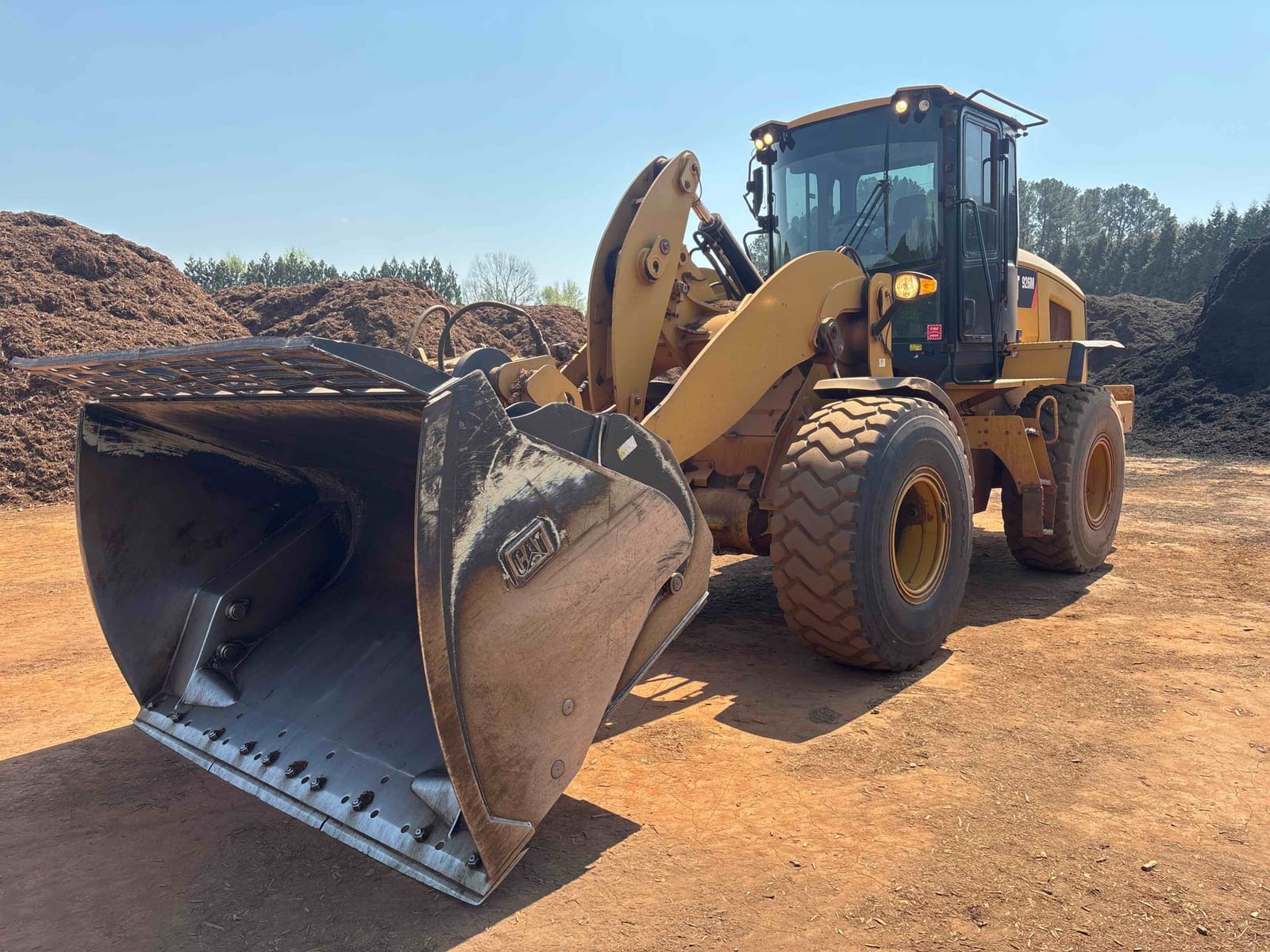 2018 Cat 926M