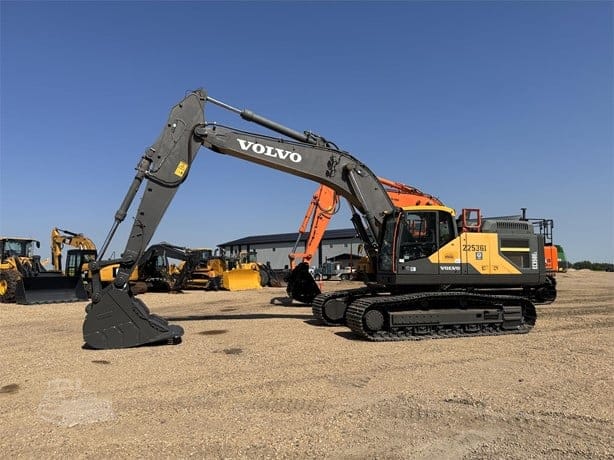 2016 VOLVO EC350EL
