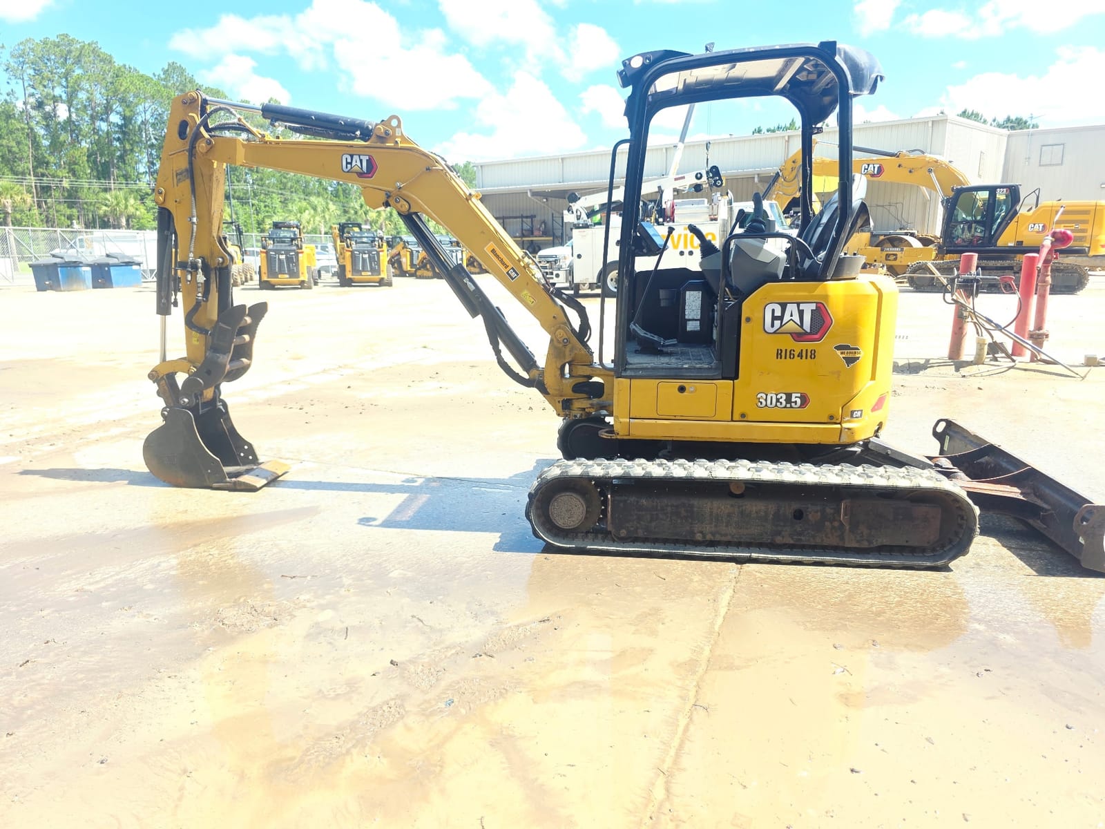 2022 Cat 303.5CR