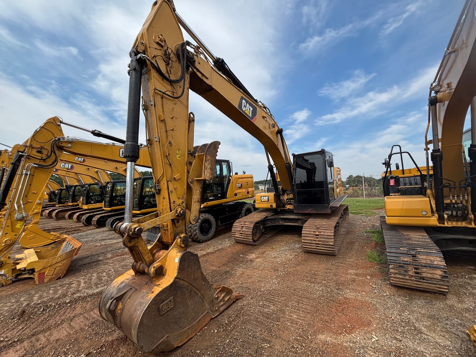 2018 Cat 320