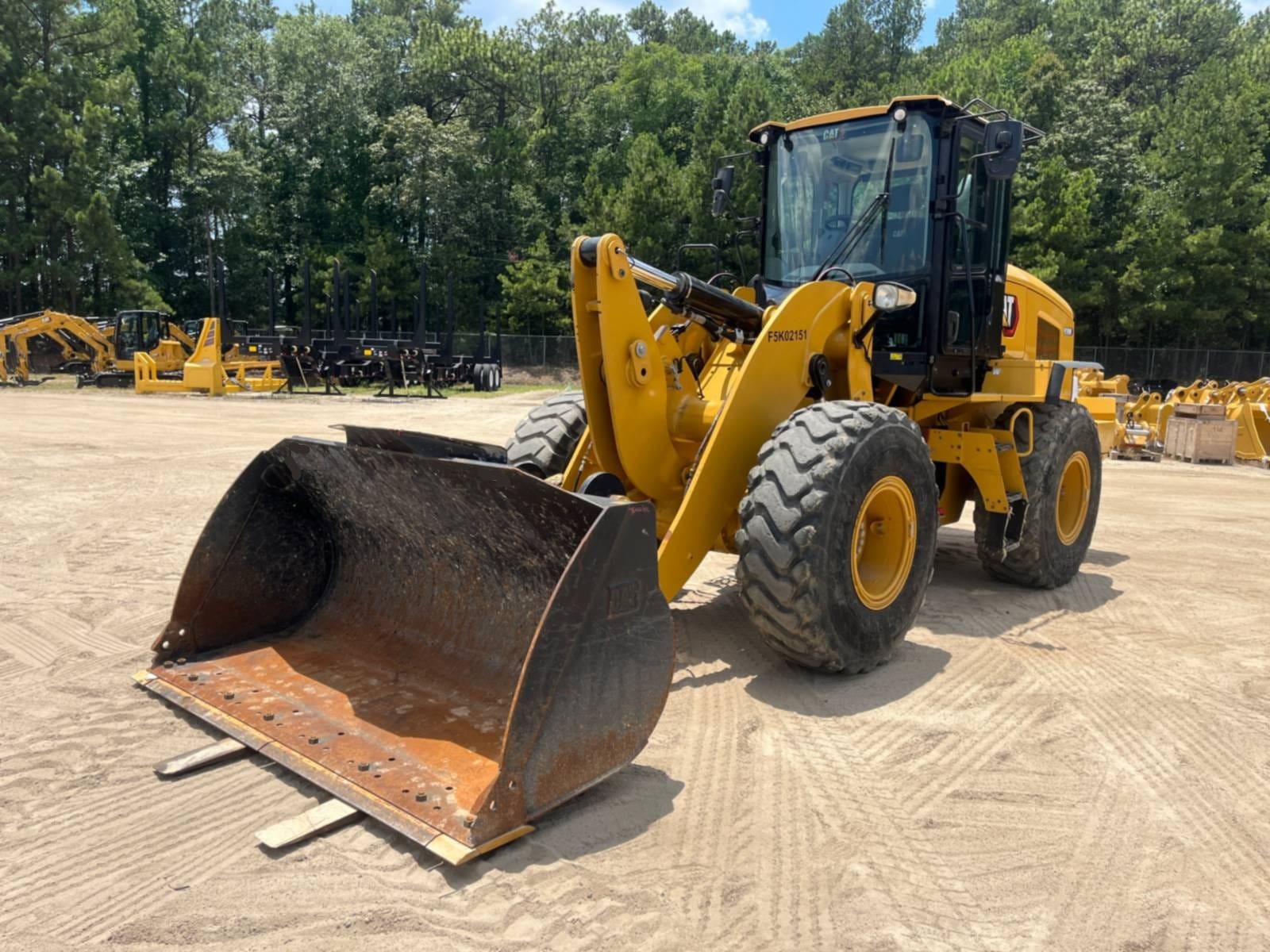 2022 Cat 930M