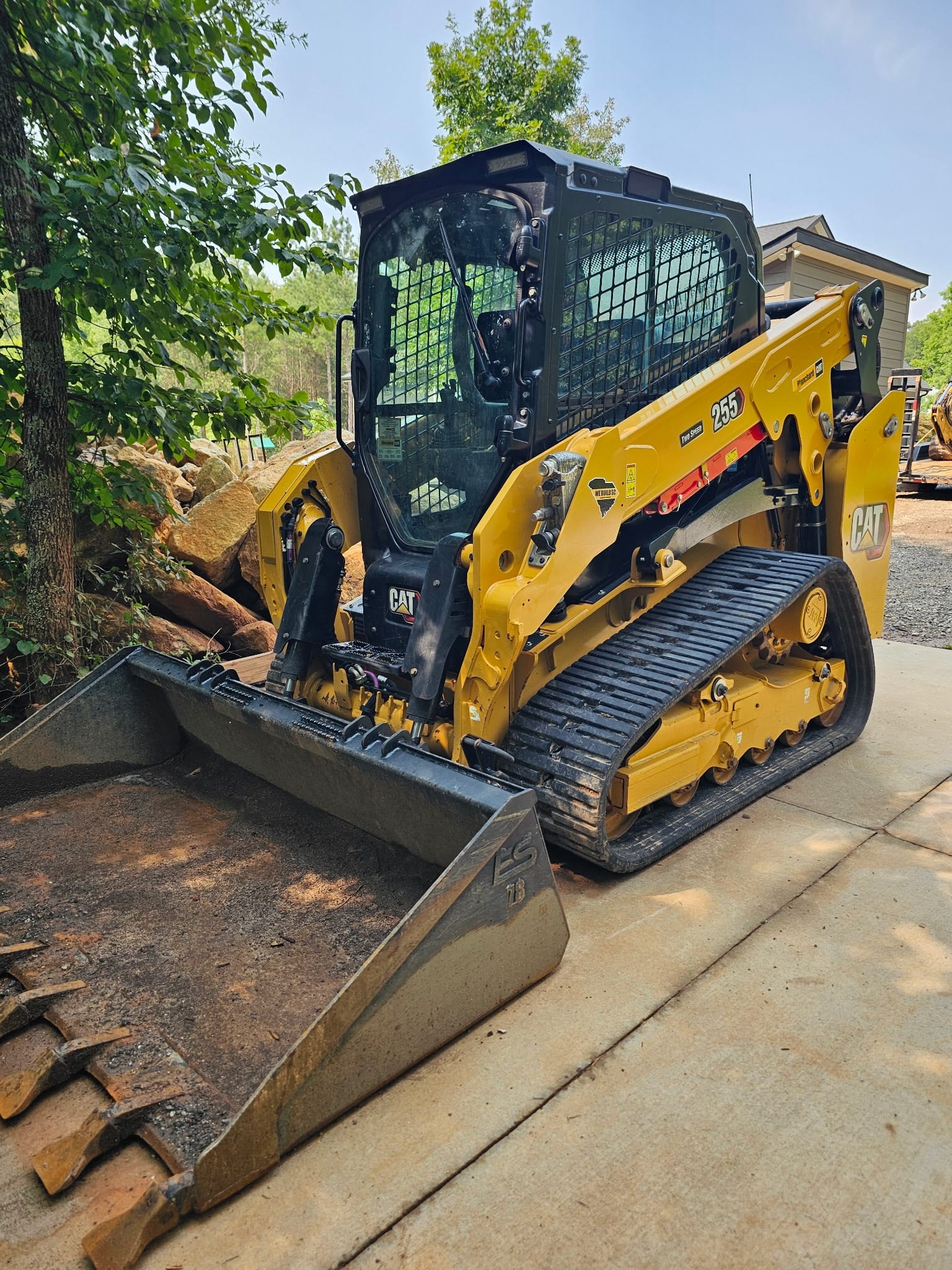 2025 Cat 255