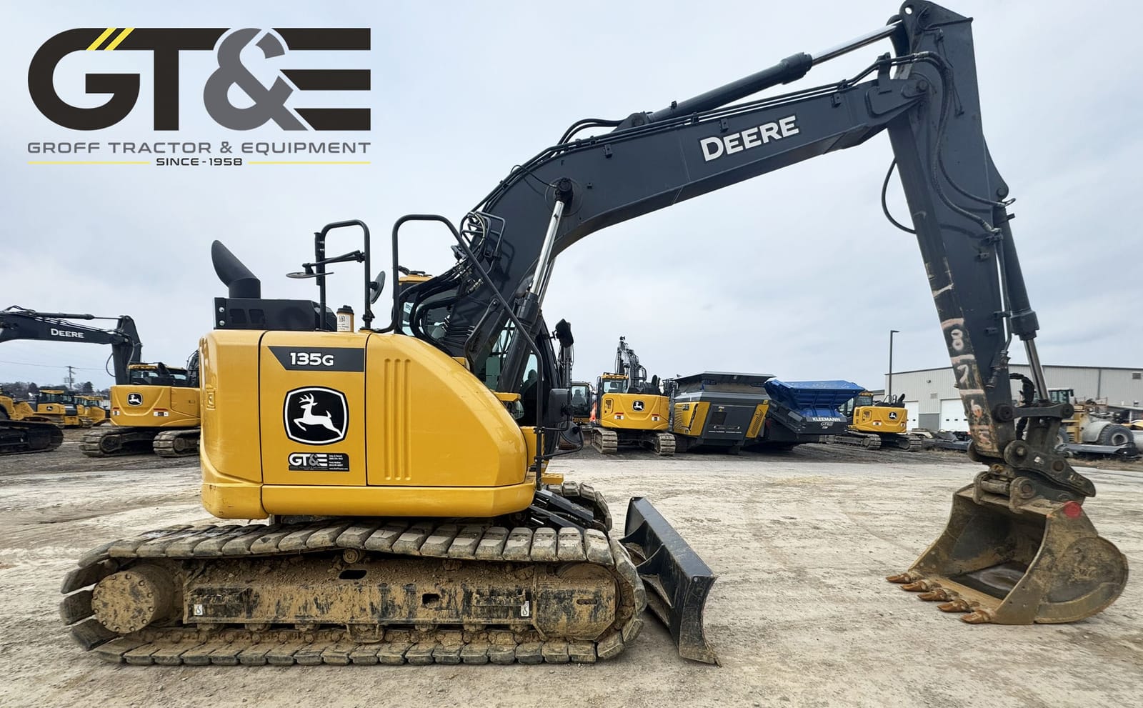 2022 John Deere 135G Excavator