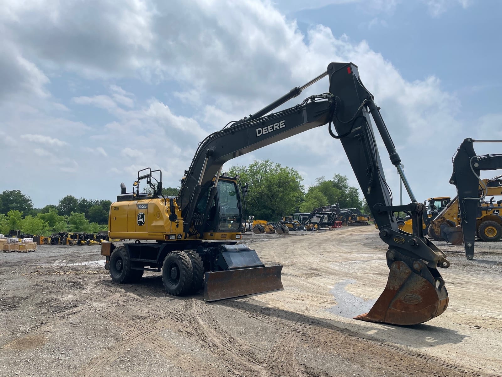 2023 John Deere 190G W Wheeled Excavator