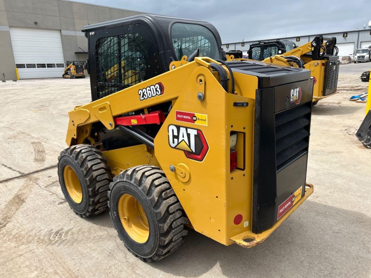 2021 Cat 236D3STD1C
