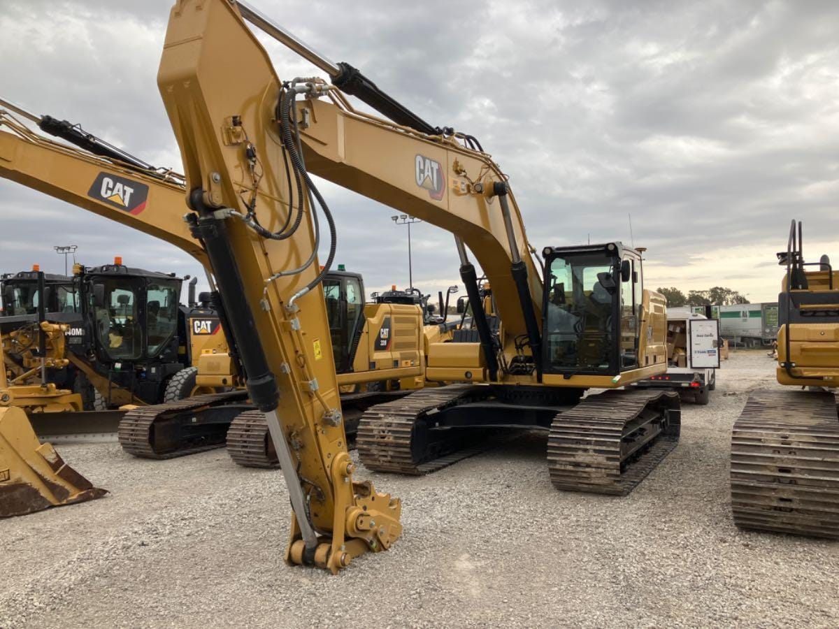 2023 Cat 330-0710I