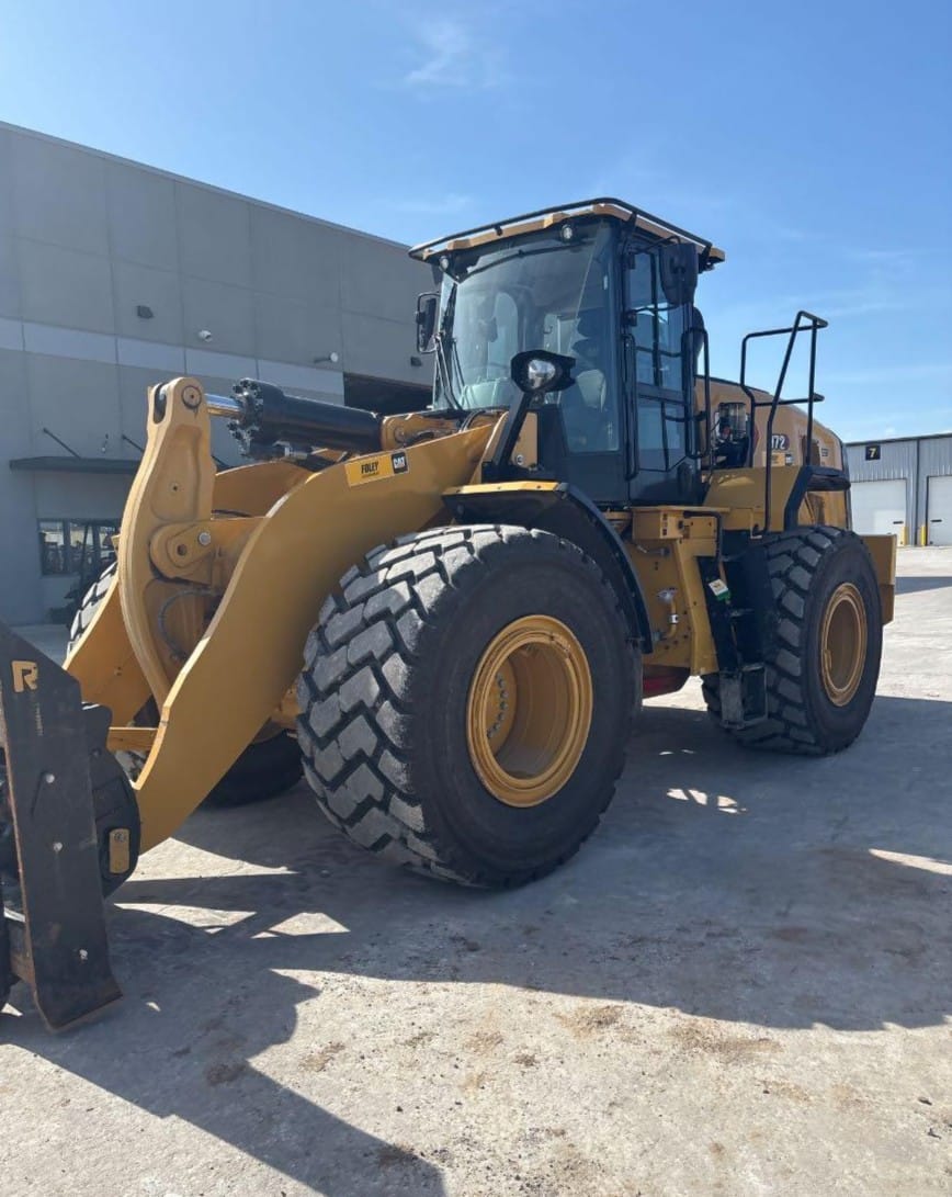 2022 Cat 972-14