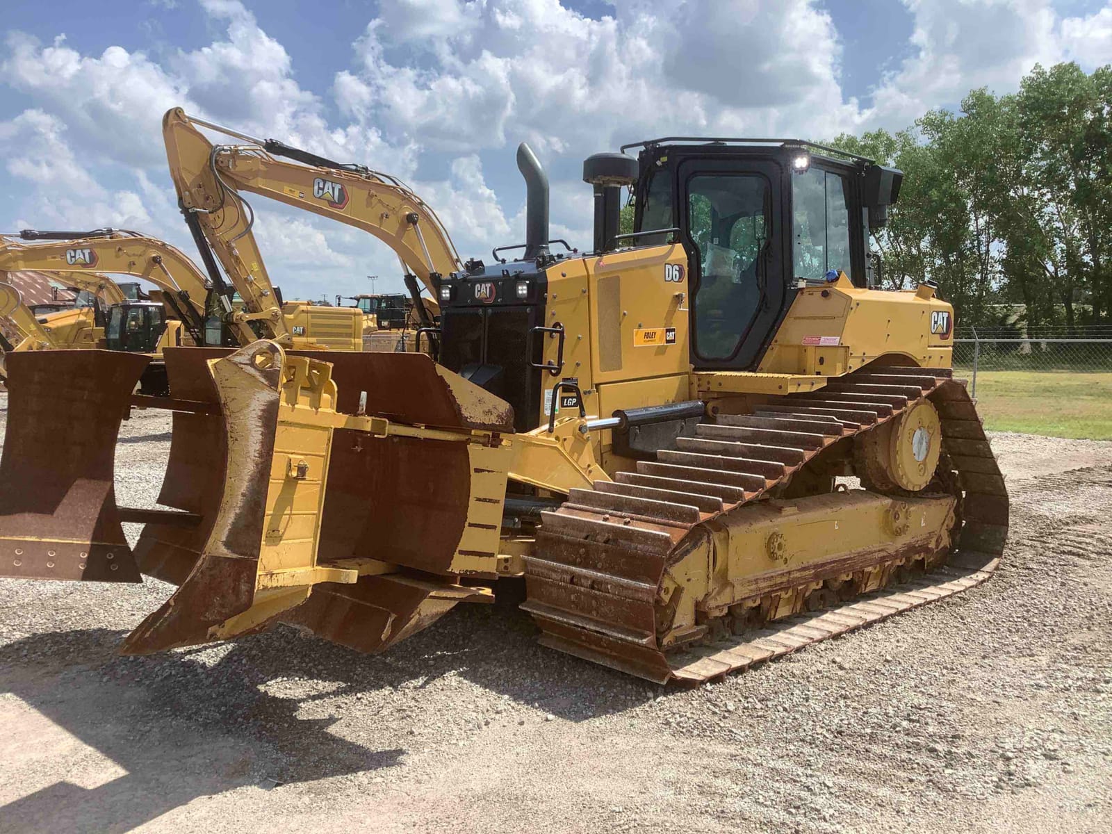 2023 Cat D6-20V36I