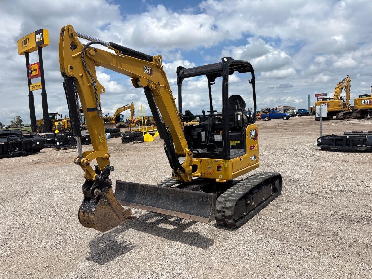 2022 Cat 302.7-07LO