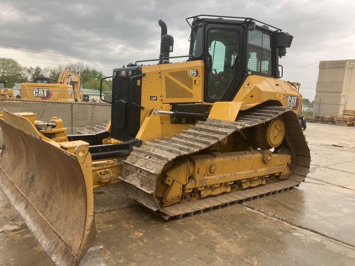 2023 Cat D5-17LGVI