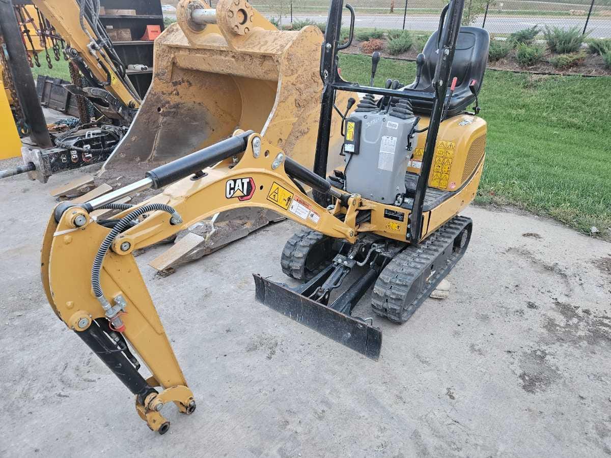 2022 Cat 300.9DSO
