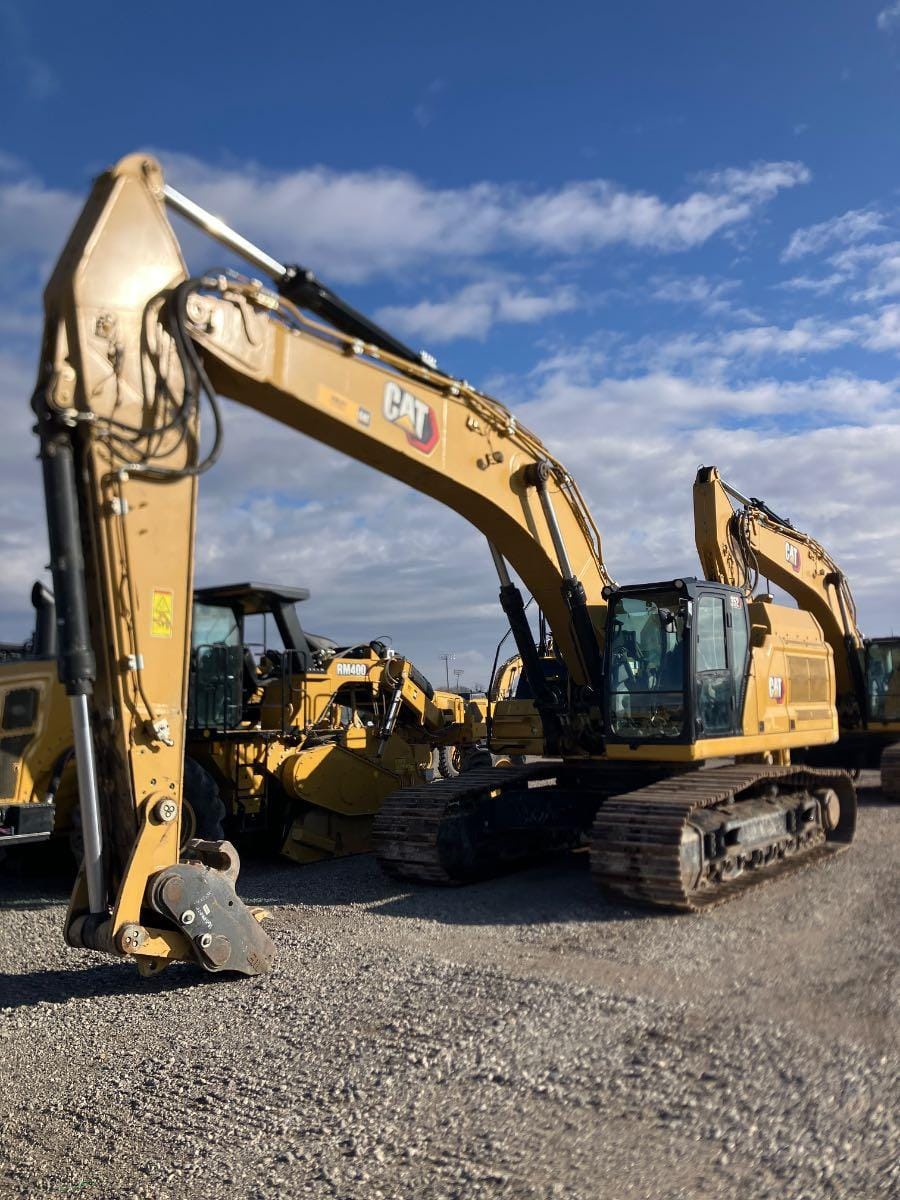 2023 Cat 352-0812X