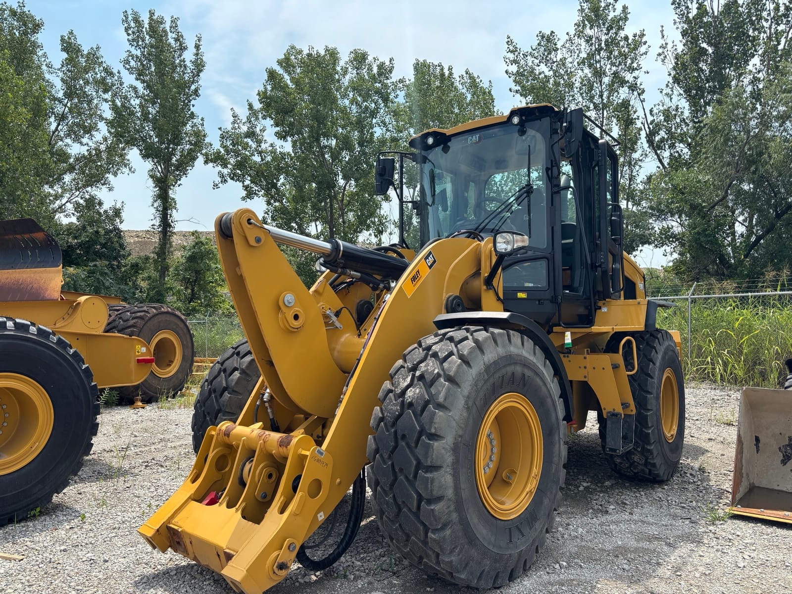 2024 Cat 930-14HL