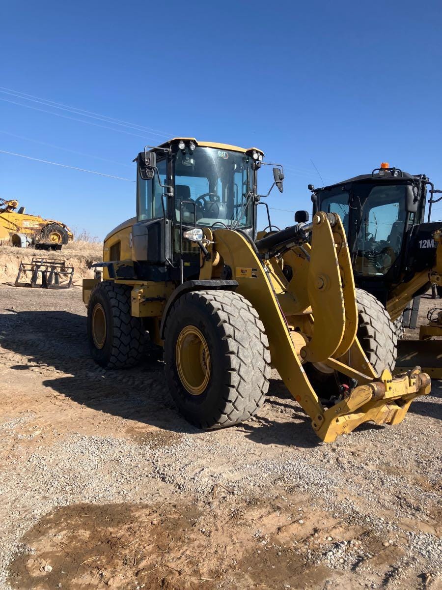 2023 Cat 930M