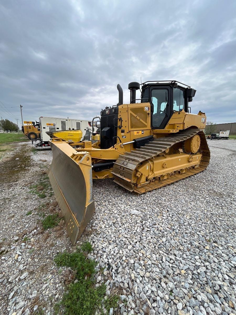 2025 Cat D6-20V30I