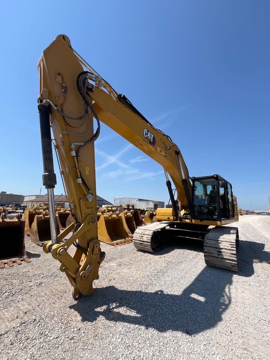 2023 Cat 330-0710X