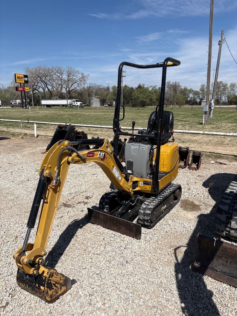 2022 Cat 300.9DSO
