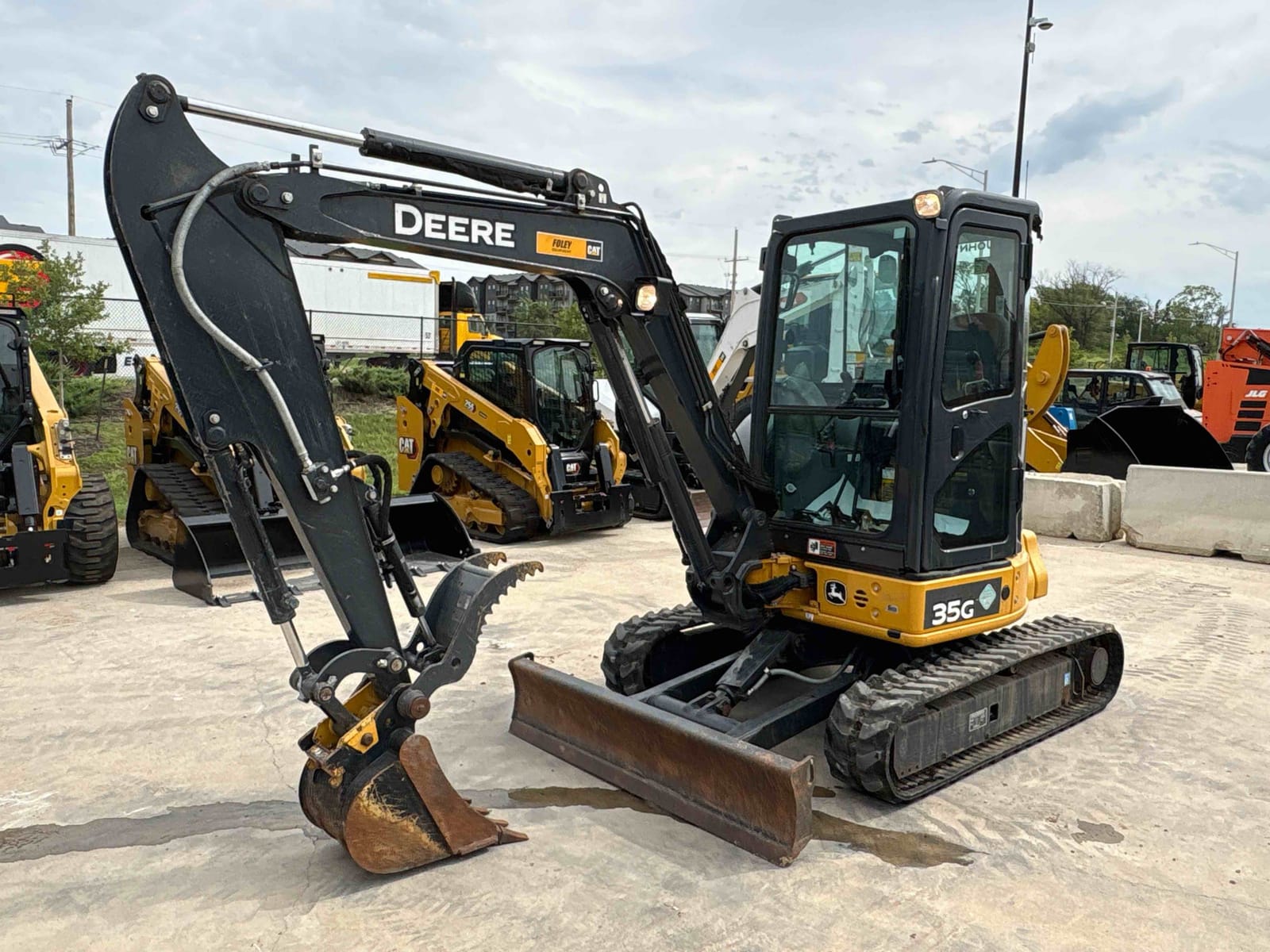 2020 John Deere 35G
