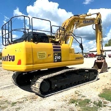 2022 Komatsu PC210LC-11
