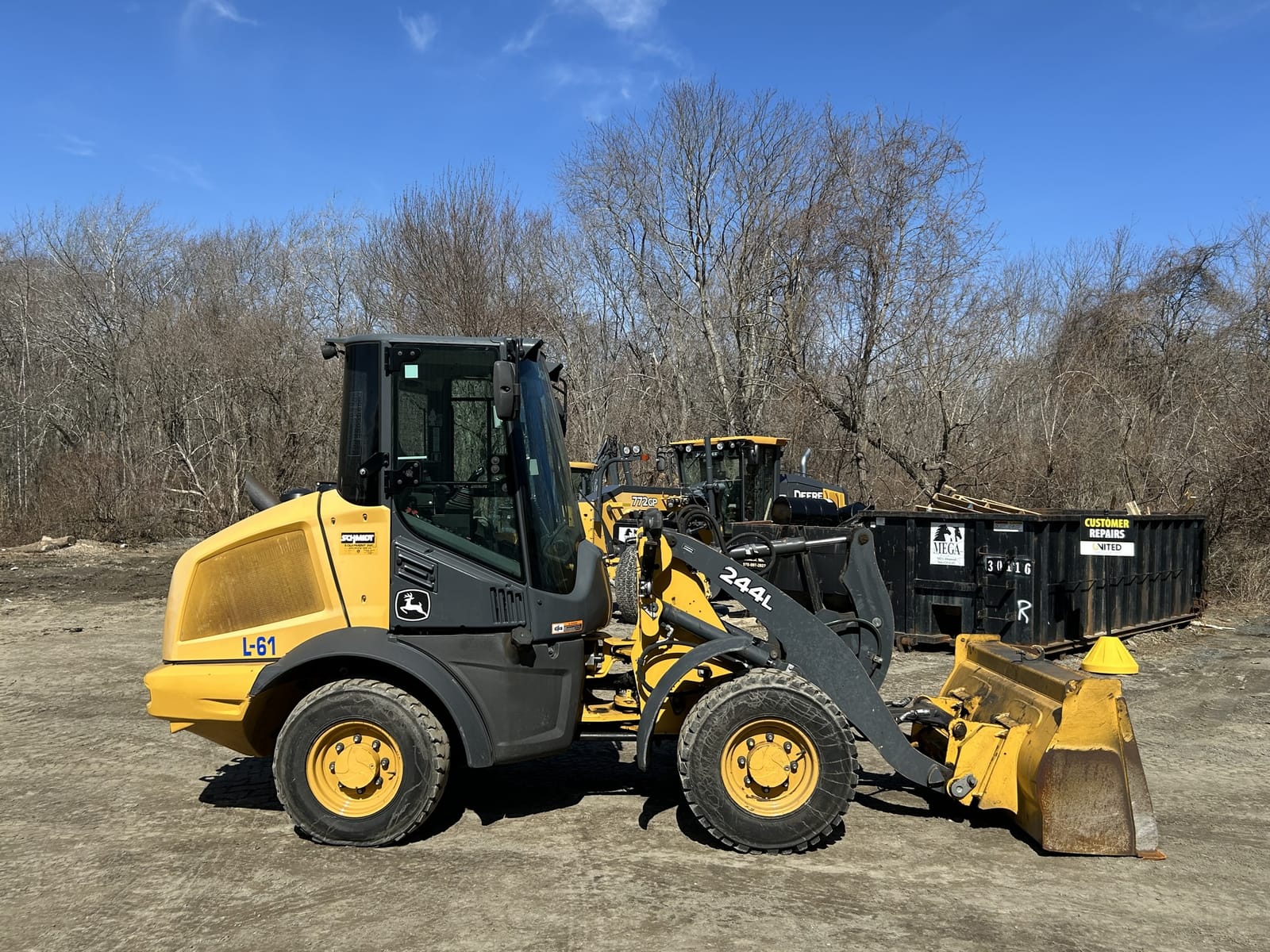 2019 John Deere 244L