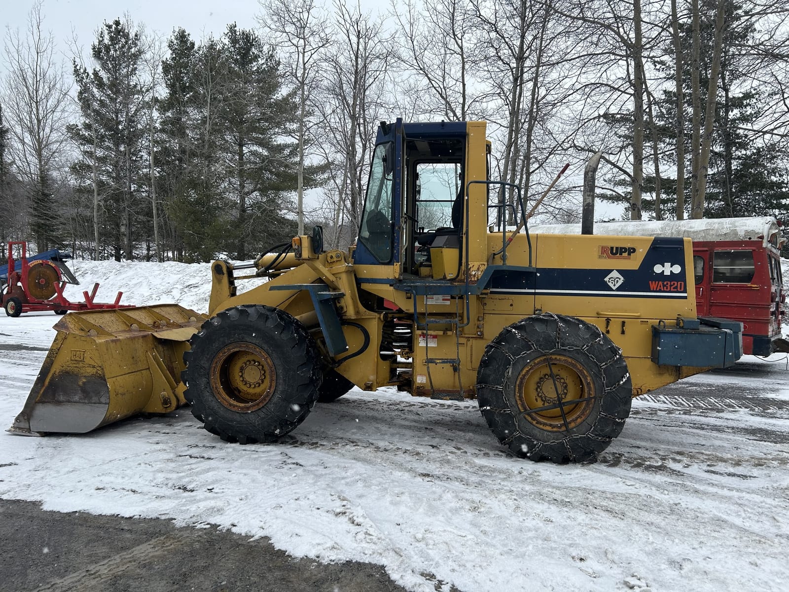 1991 Komatsu WA320-1