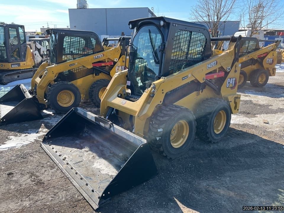 2023 CATERPILLAR 242D3